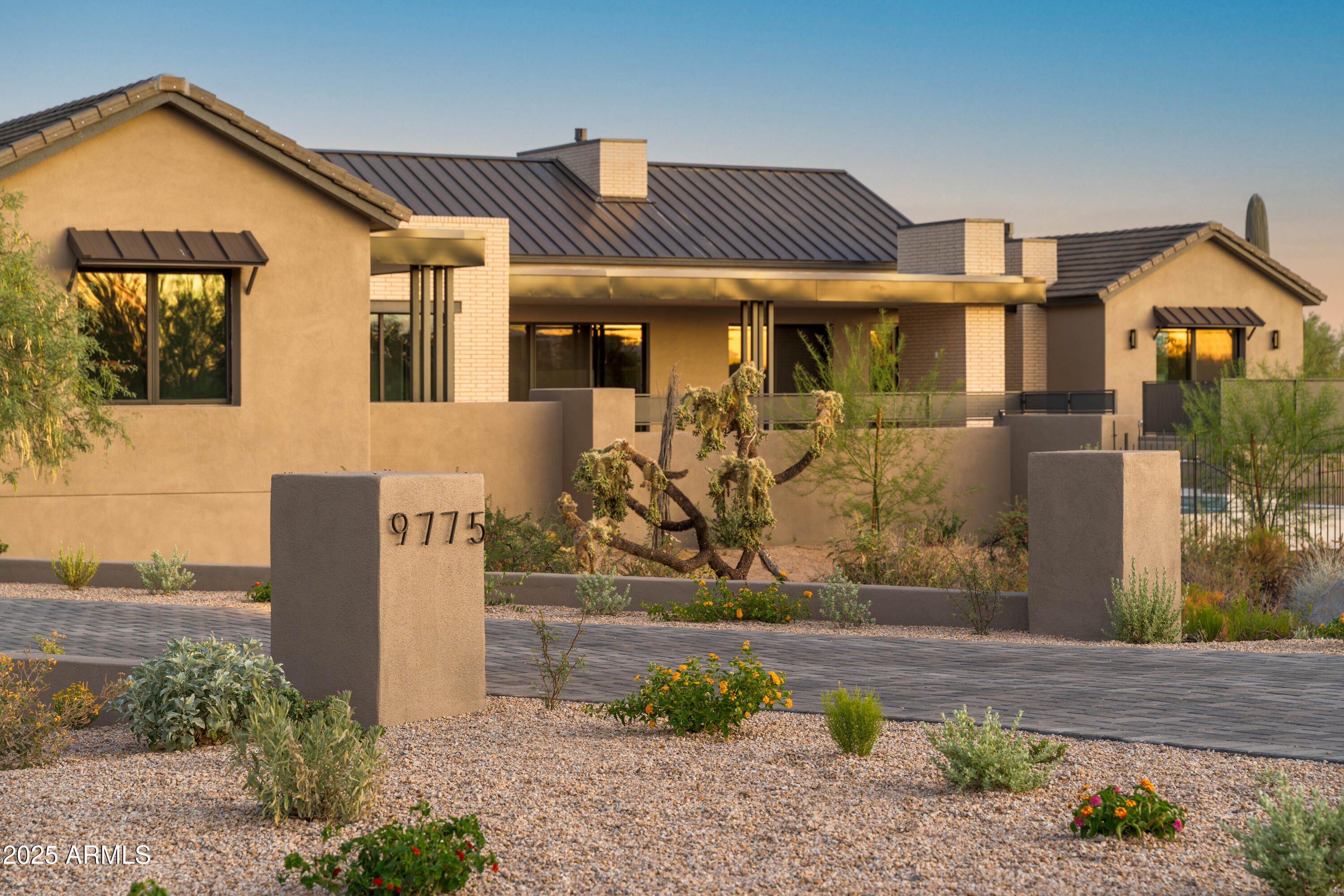 9775 East Hidden Valley Road Scottsdale, AZ 85262 - Photo 59 of 70 Driveway