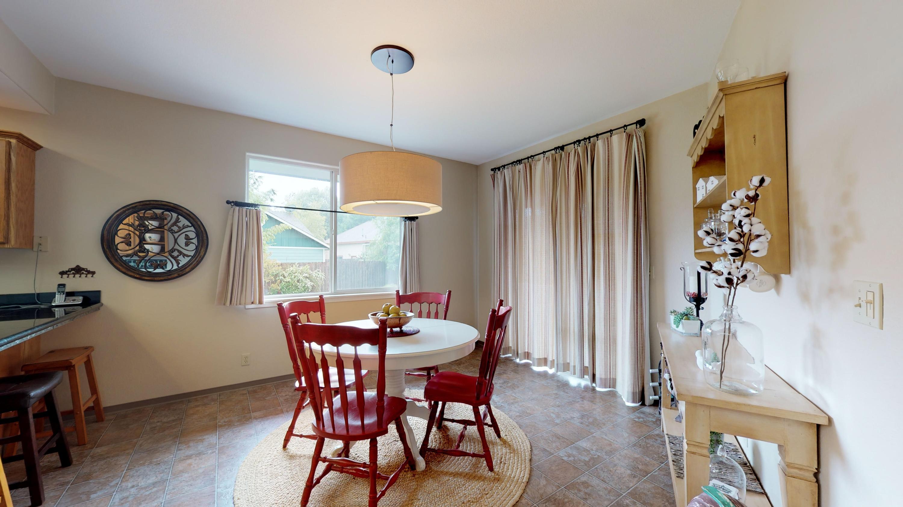 157 Grayland Heights Road Rio Dell, CA 95562 - Photo 20 of 29