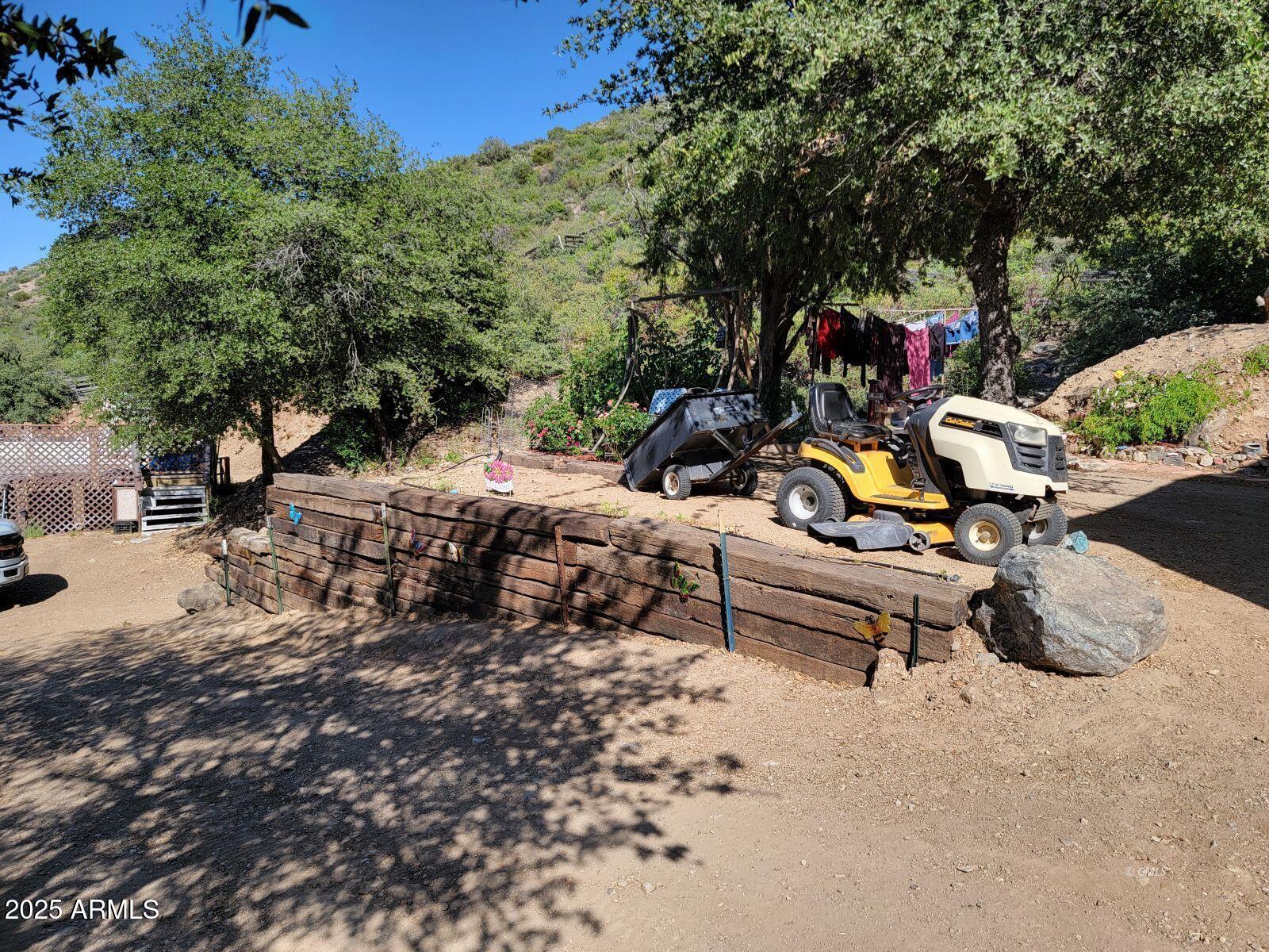 9383 Kellner Canyon Road Globe, AZ 85501 - Photo 21 of 32 a view of a outdoor space with lounge chair