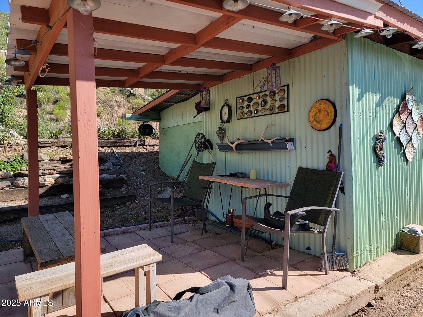 9383 Kellner Canyon Road Globe, AZ 85501 - Photo 29 of 32 a view of entryway with wooden floor