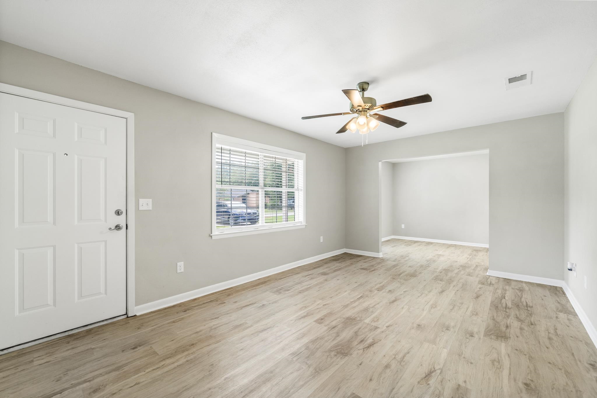 208 West Sycamore Avenue Foley, AL 36535 - Photo 5 of 21