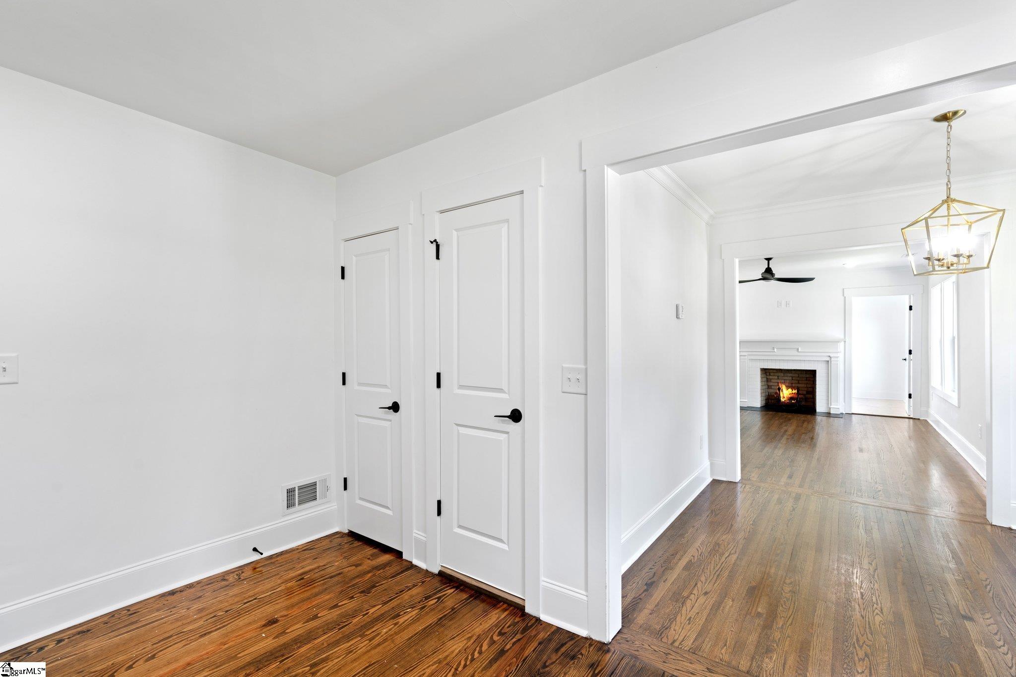 2 Maco Street Greenville, SC 29607 - Photo 16 of 35