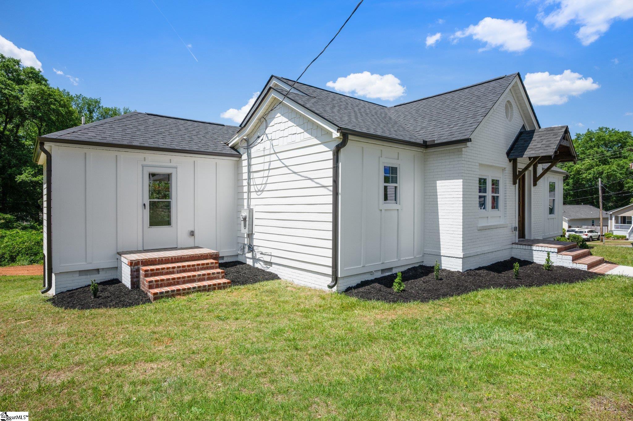 2 Maco Street Greenville, SC 29607 - Photo 34 of 35