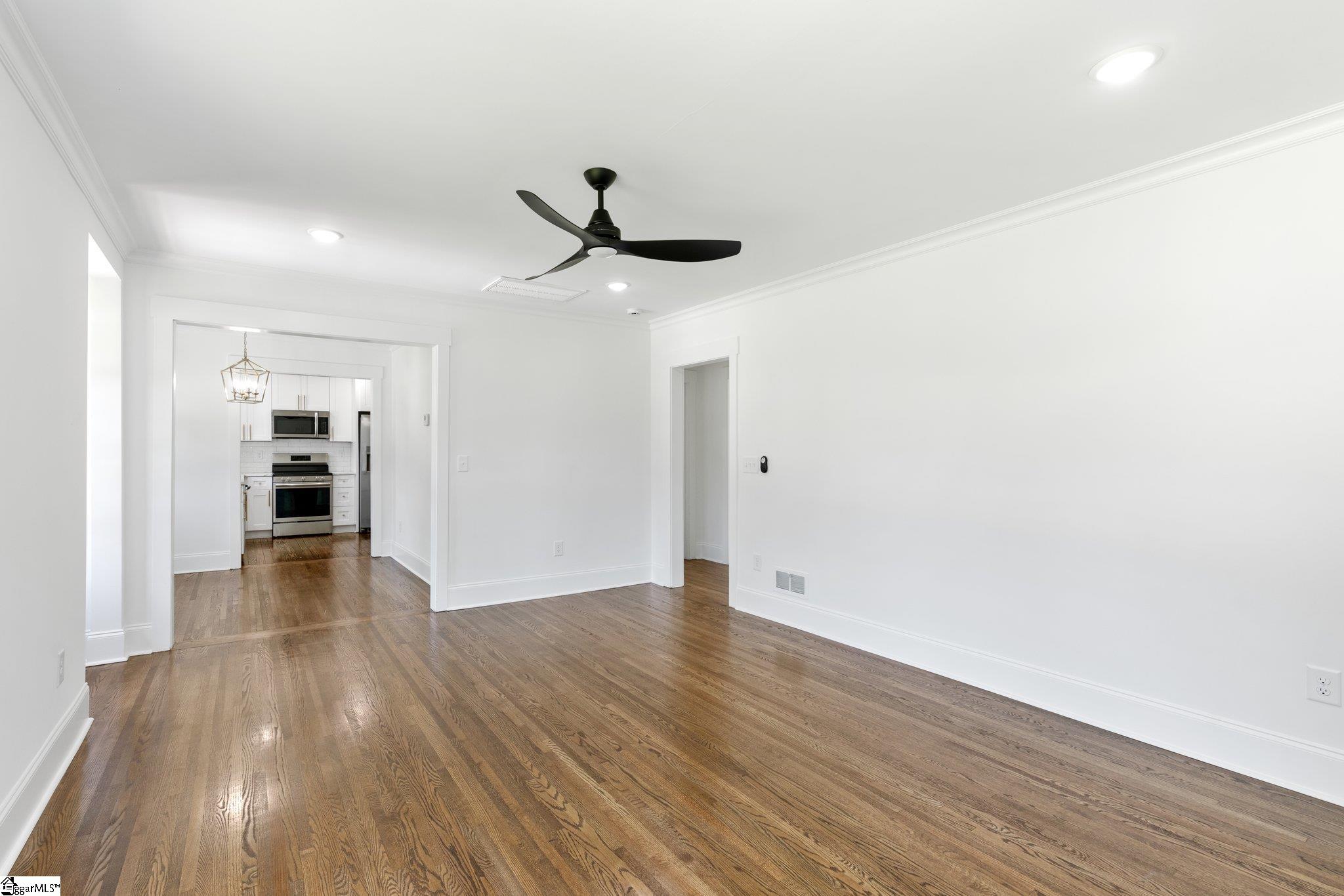 2 Maco Street Greenville, SC 29607 - Photo 7 of 35