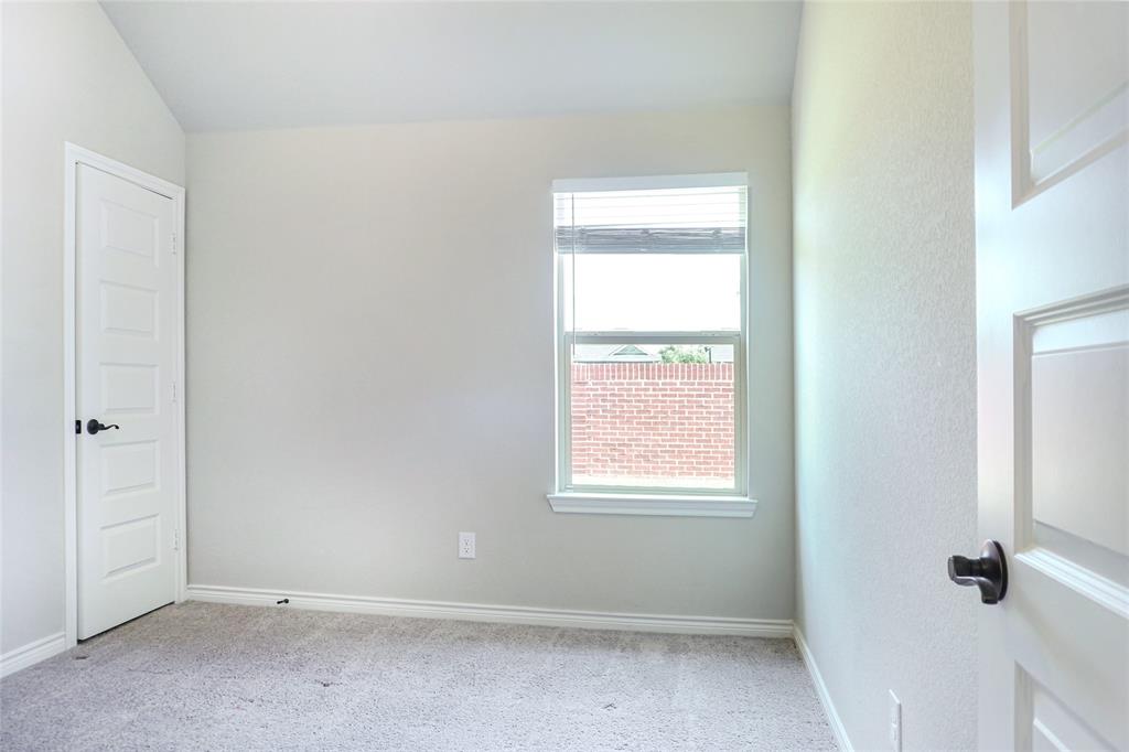 2636 Freemon Place Grand Prairie, TX 75052 - Photo 21 of 24
