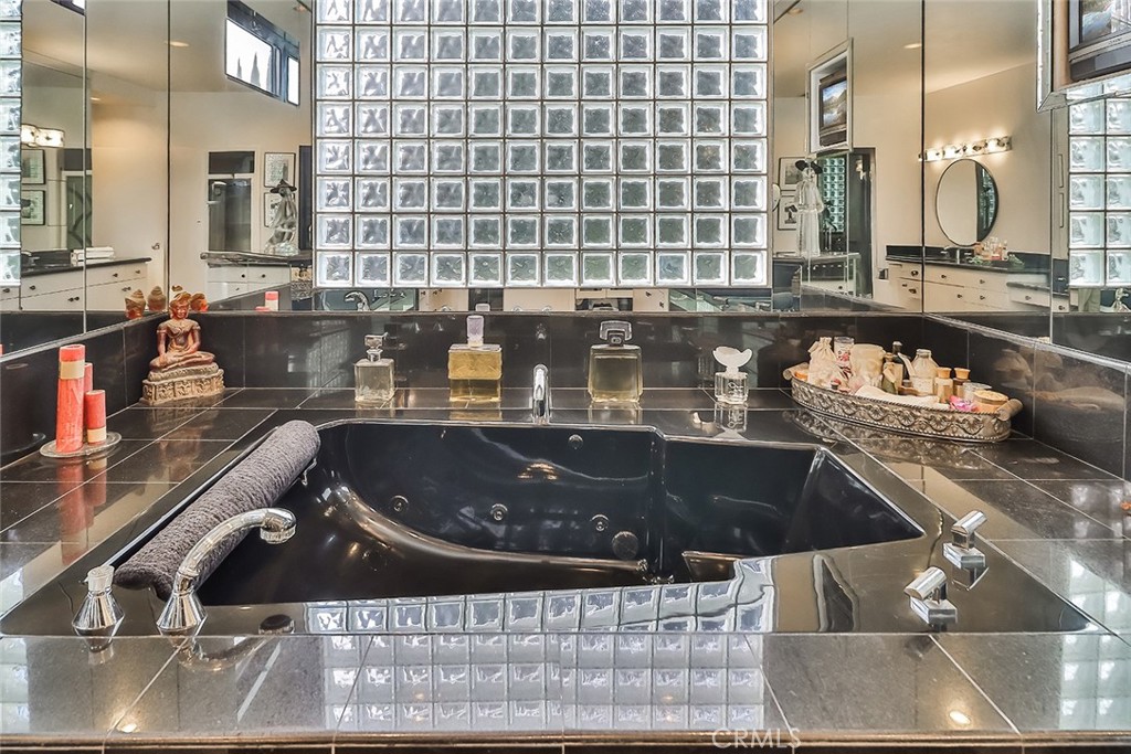 4575 De Celis Place Encino, CA 91436 - Photo 51 of 63