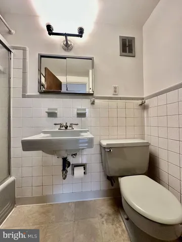 $200,000 | 412 North Wayne Avenue, Unit 104, Wayne, PA 19087