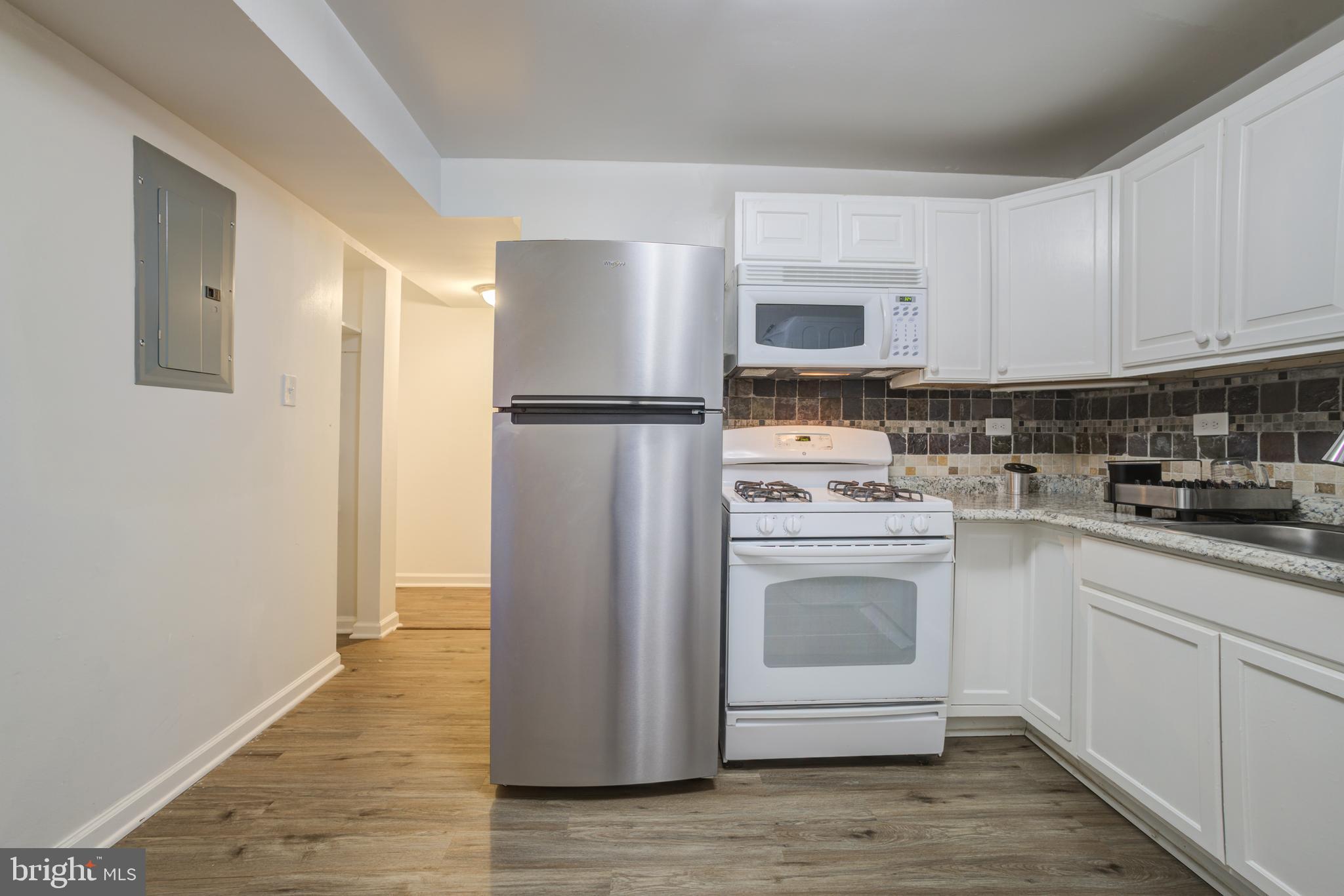 18734 Walkers Choice Road, Unit 3 Gaithersburg, MD 20886 - Photo 11 of 23 Gallery Image 11