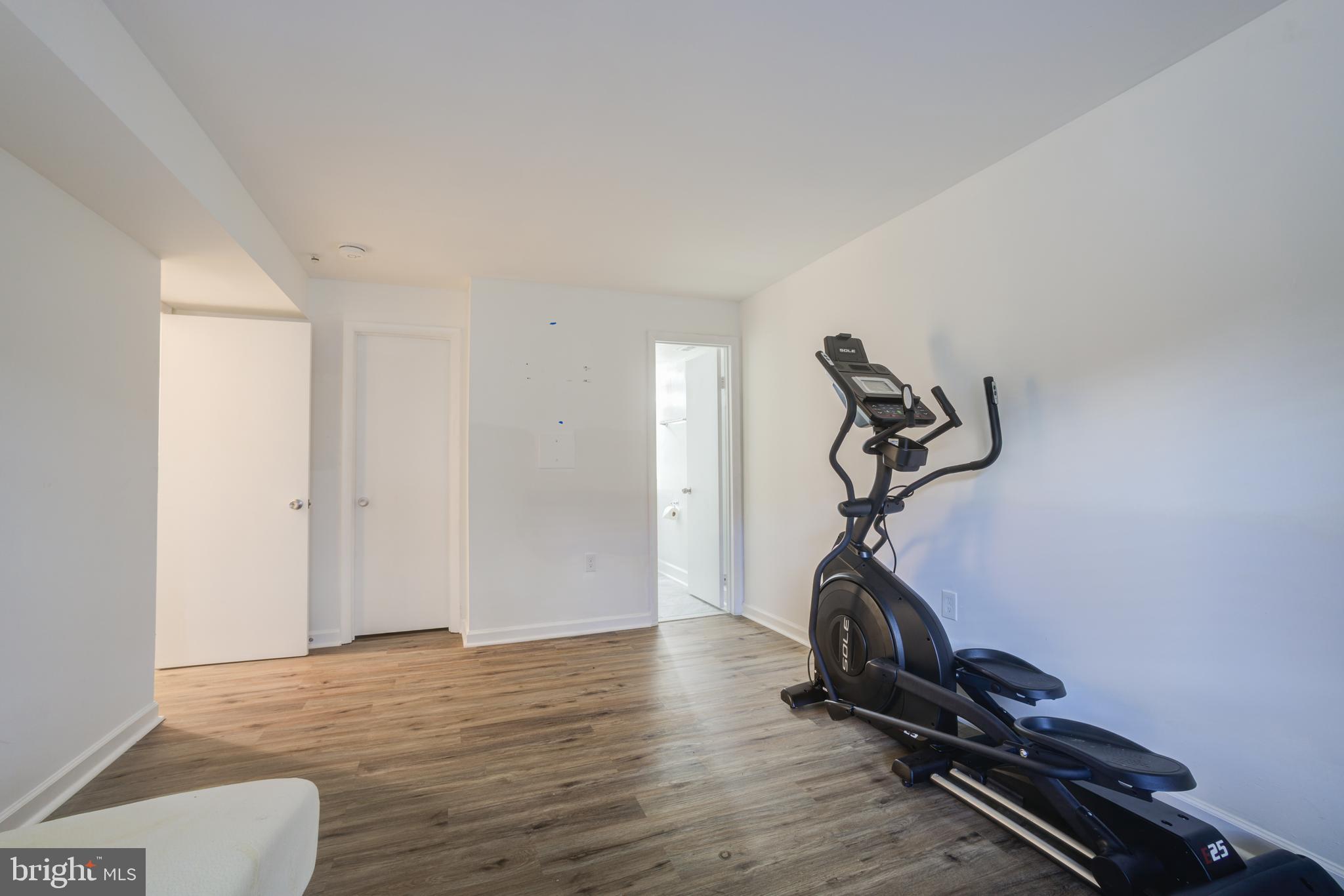 18734 Walkers Choice Road, Unit 3 Gaithersburg, MD 20886 - Photo 14 of 23 Gallery Image 14