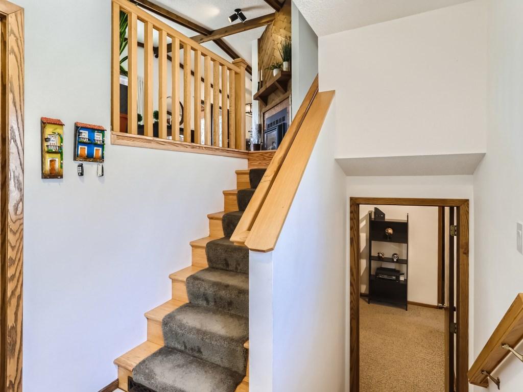 12149 Robin Road Maple Grove, MN 55369 - Photo 5 of 28 Gallery Image 5