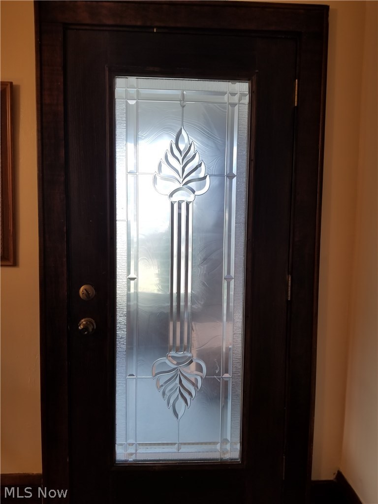 3424 Greenwich Road Norton, OH 44203 - Photo 5 of 22 Stunning beveled glass front door