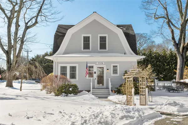 $1,200,000 | 3475 Oaklawn Avenue, Southold, NY 11971