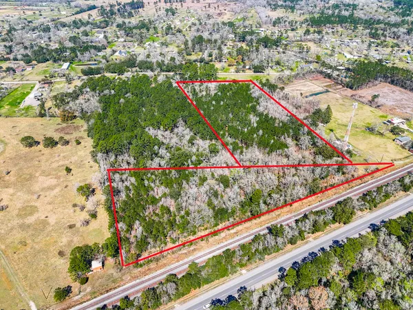 $590,000 | 7907 Highway 90, Crosby, TX 77532