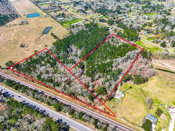 $590,000 | 7907 Highway 90, Crosby, TX 77532