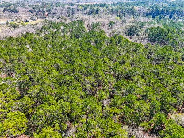 $590,000 | 7907 Highway 90, Crosby, TX 77532