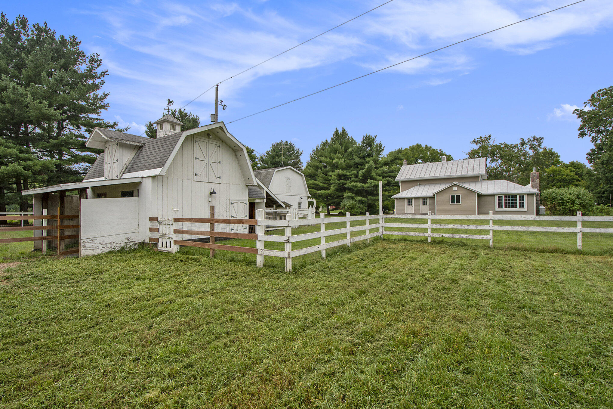 13894 Covered Bridge Road Northeast Lowell, MI 49331 - Photo 4 of 50 039_dsc_8903
