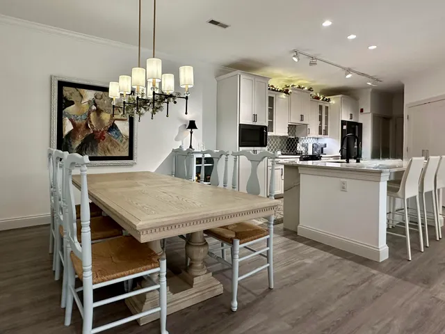 $409,000 | N30-w23021 Pineview Circle, Unit 3, Pewaukee, WI 53072