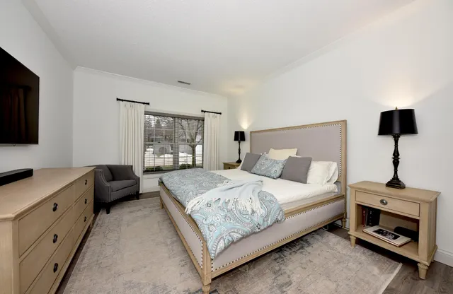 $409,000 | N30-w23021 Pineview Circle, Unit 3, Pewaukee, WI 53072