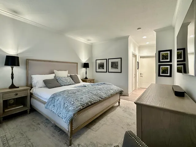 $409,000 | N30-w23021 Pineview Circle, Unit 3, Pewaukee, WI 53072