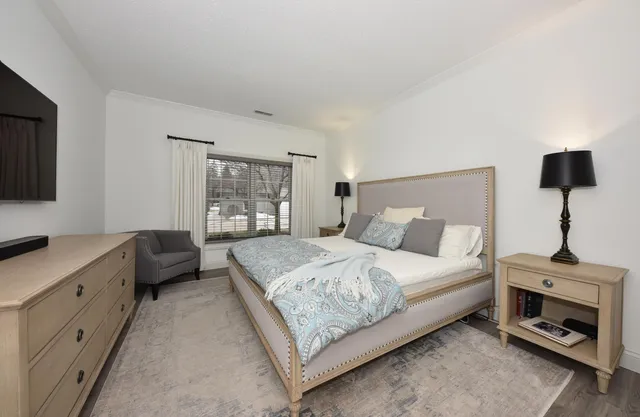 $409,000 | N30-w23021 Pineview Circle, Unit 3, Pewaukee, WI 53072