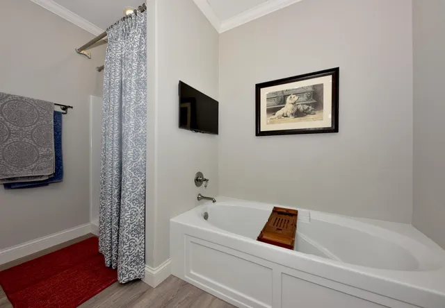 $409,000 | N30-w23021 Pineview Circle, Unit 3, Pewaukee, WI 53072