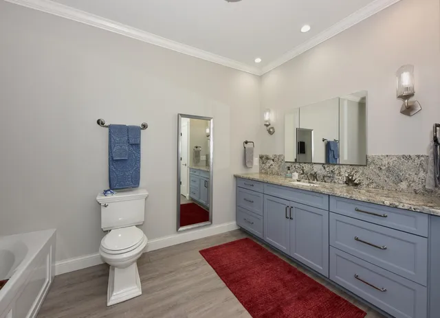 $409,000 | N30-w23021 Pineview Circle, Unit 3, Pewaukee, WI 53072