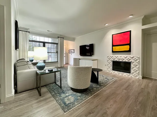 $409,000 | N30-w23021 Pineview Circle, Unit 3, Pewaukee, WI 53072