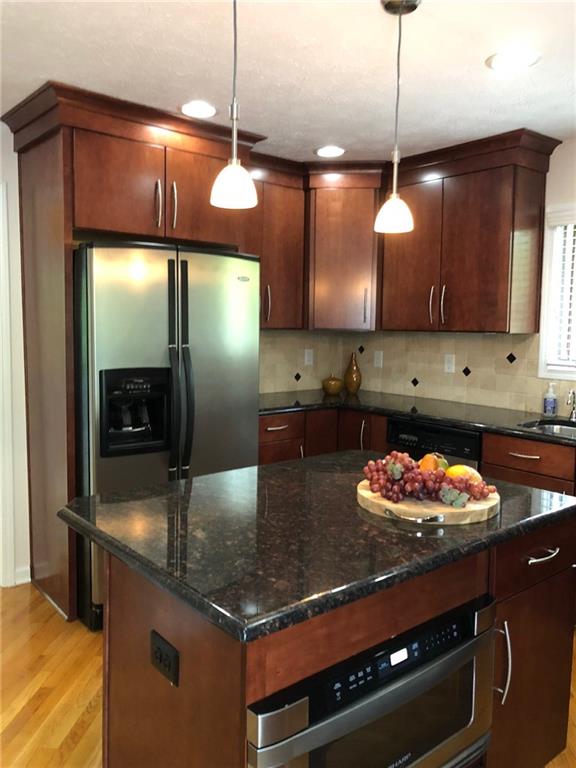8097 Claridge Road Indianapolis, IN 46260 - Photo 8 of 27 Gallery Image 8