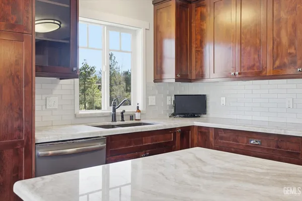 $675,000 | Undisclosed Address, Frazier Park, CA 93225