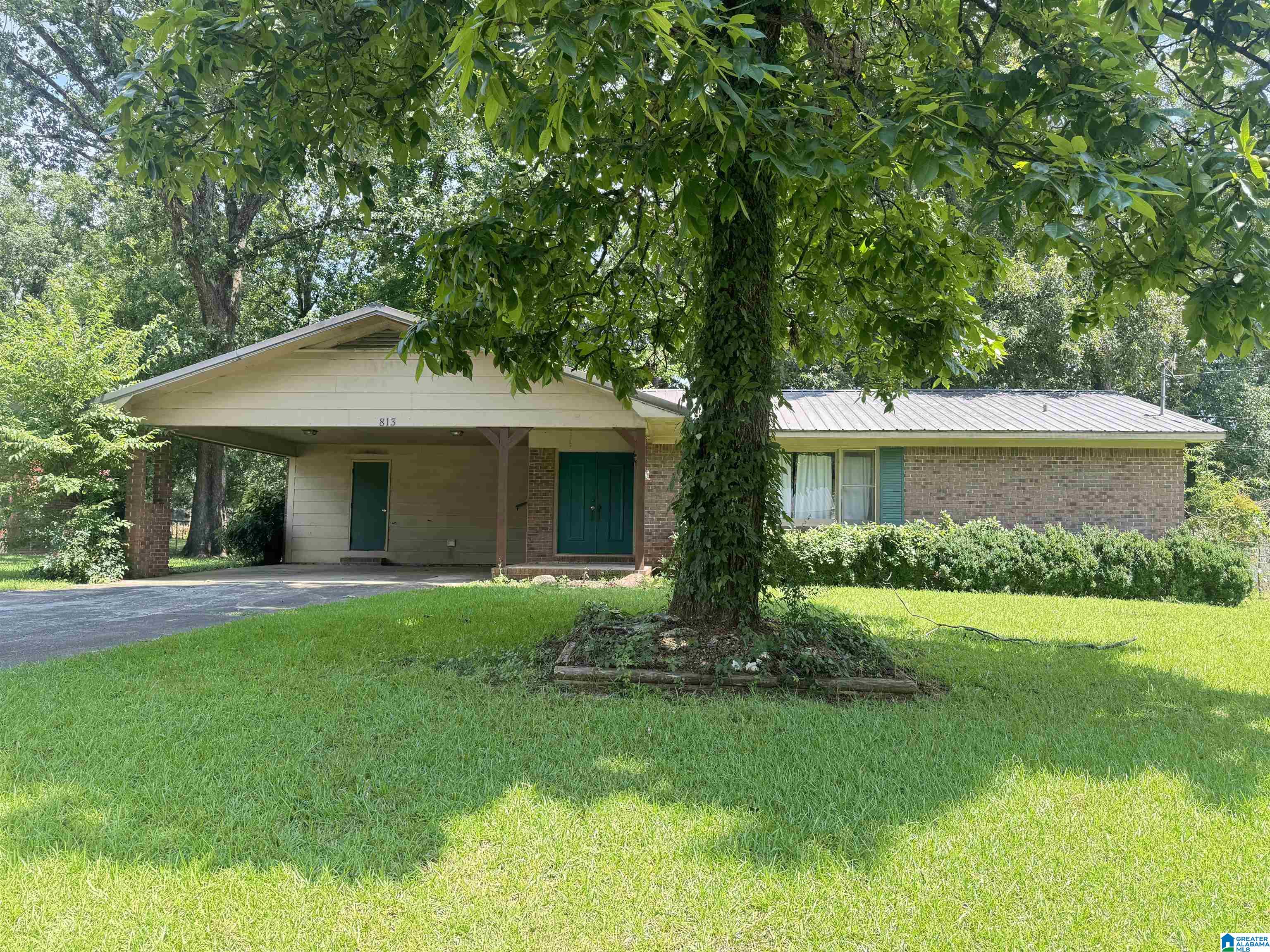 813 Hilton Road Anniston, AL 36207 - Photo 2 of 30