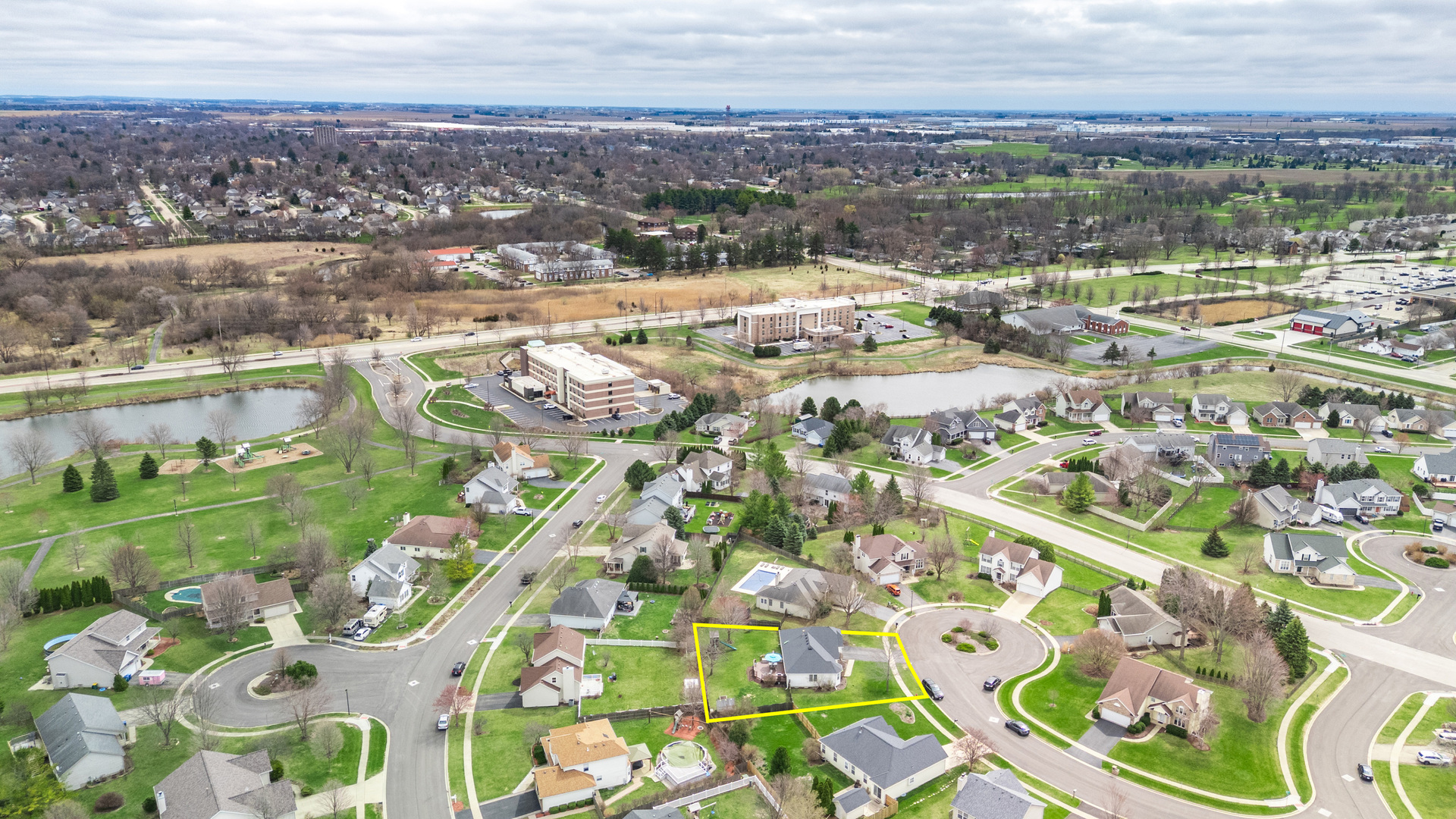 1277 Ryan Court DeKalb, IL 60115 - Photo 12 of 37 an aerial view of residential houses with outdoor space