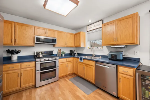 $325,000 | 1277 Ryan Court, DeKalb, IL 60115
