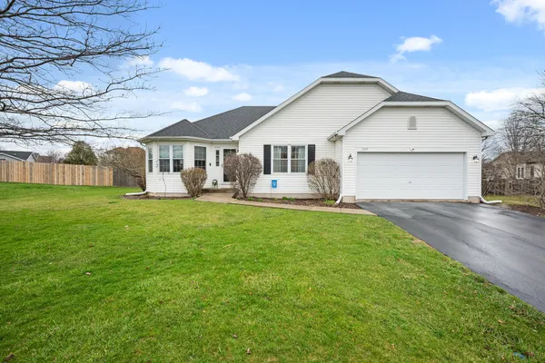 $325,000 | 1277 Ryan Court, DeKalb, IL 60115
