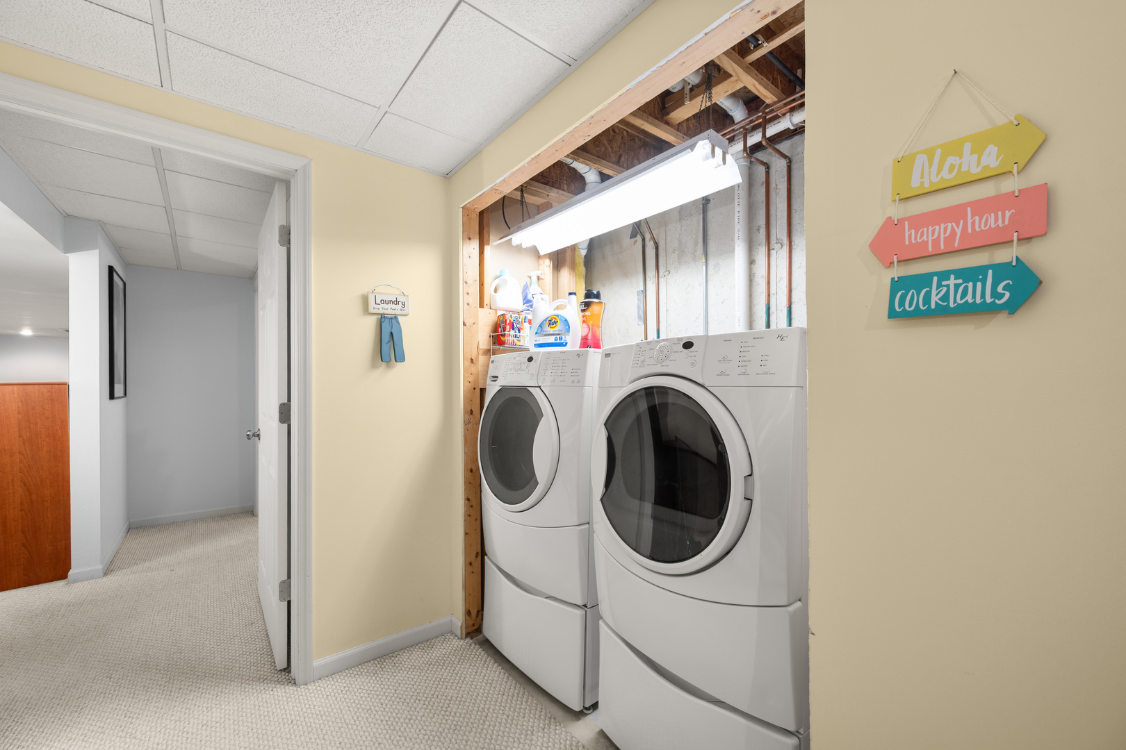 1277 Ryan Court DeKalb, IL 60115 - Photo 32 of 37 a utility room with dryer and washer
