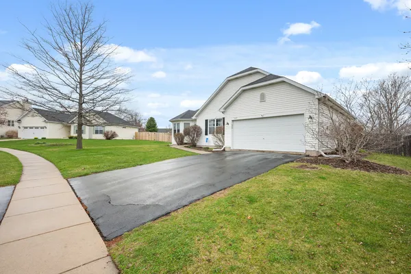 $325,000 | 1277 Ryan Court, DeKalb, IL 60115
