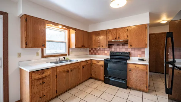 $299,000 | E1990 State Road 54, Waupaca, WI 54981