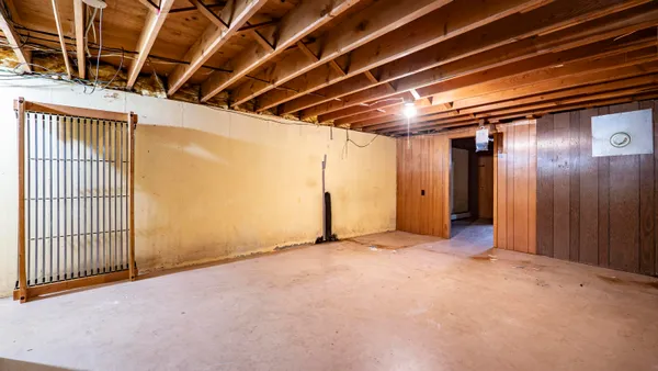 $299,000 | E1990 State Road 54, Waupaca, WI 54981