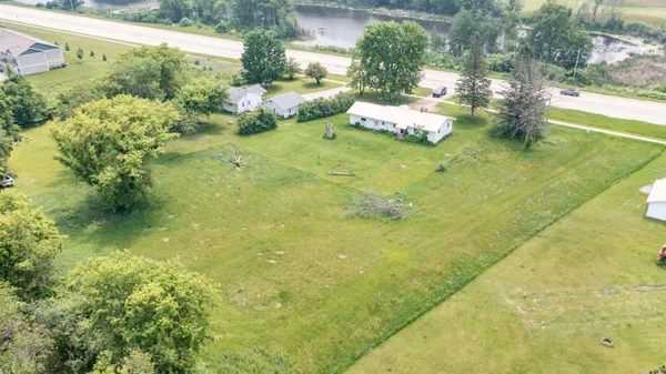 $299,000 | E1990 State Road 54, Waupaca, WI 54981