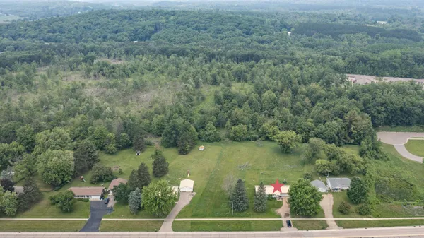 $299,000 | E1990 State Road 54, Waupaca, WI 54981