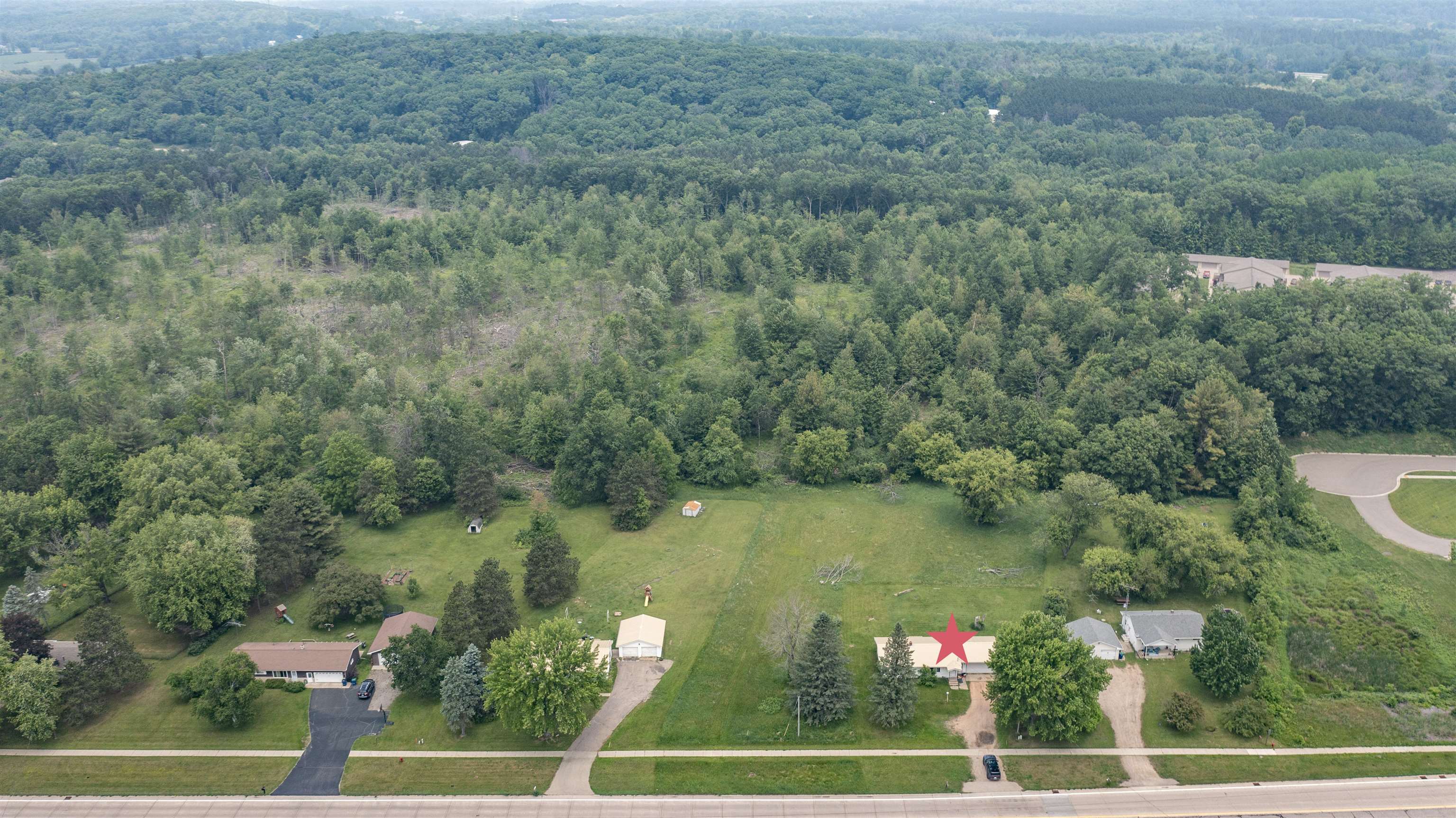 E1990 State Road 54 Waupaca, WI 54981 - Photo 9 of 23