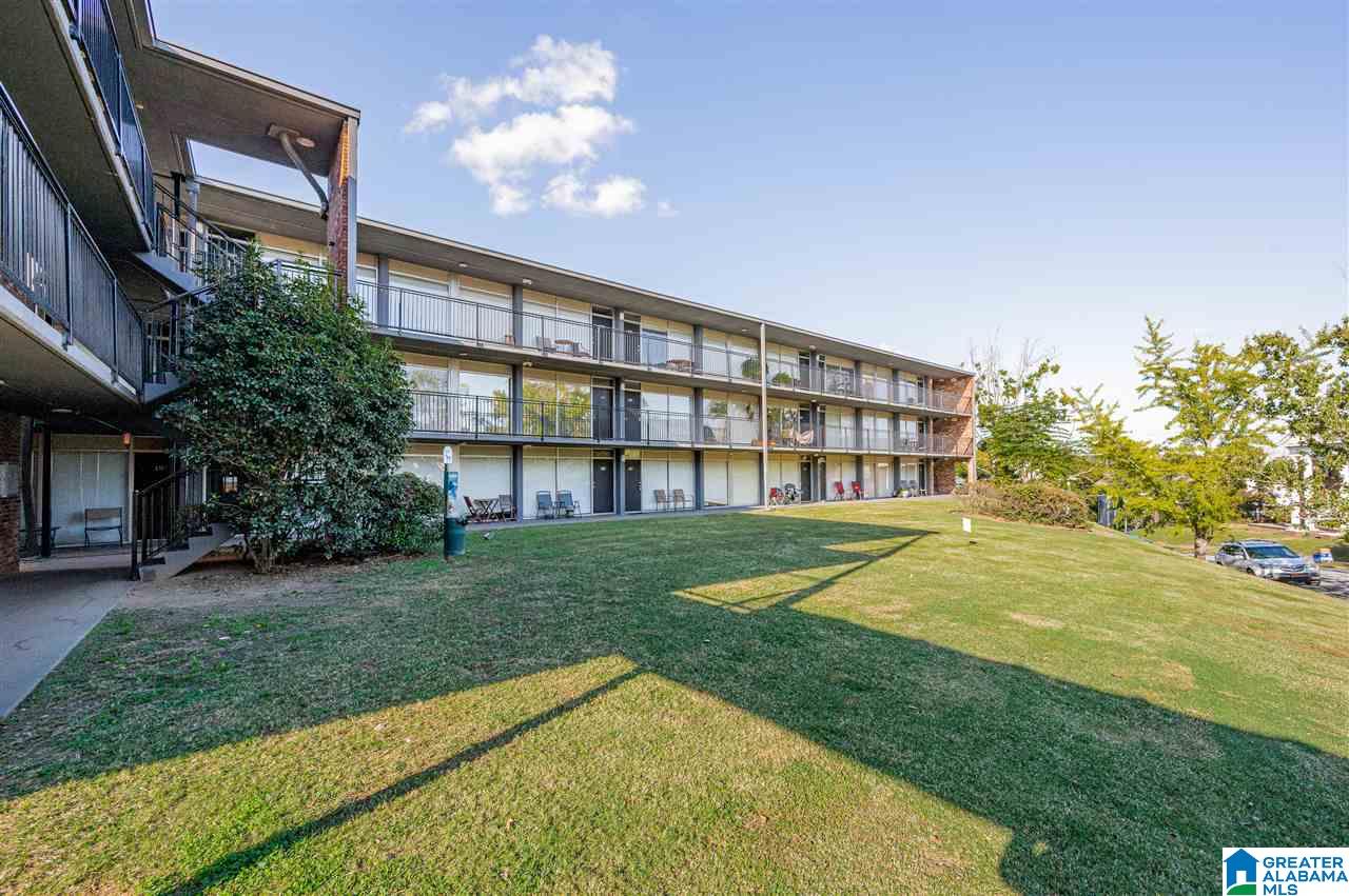 2990 Rhodes Circle South, Unit 320 Birmingham, AL 35205 - Photo 3 of 26