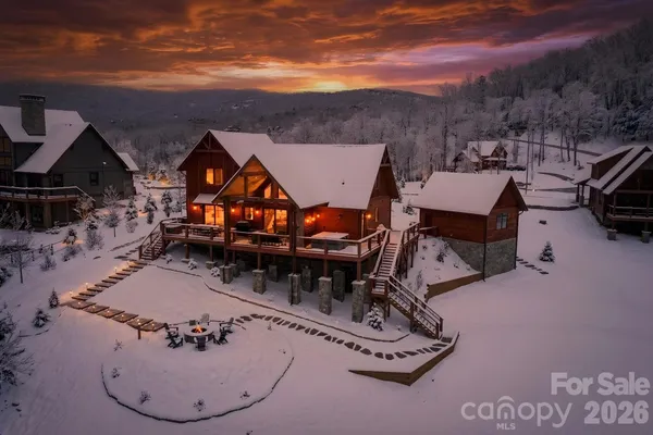 $2,400,000 | 52 Great Sky Court, Elk Park, NC 28622