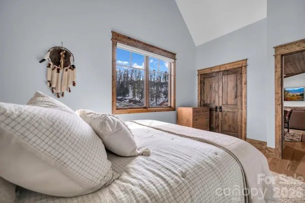 $2,400,000 | 52 Great Sky Court, Elk Park, NC 28622