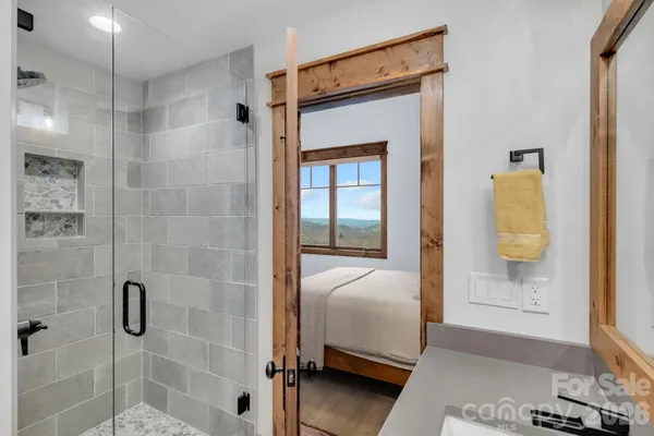 $2,400,000 | 52 Great Sky Court, Elk Park, NC 28622