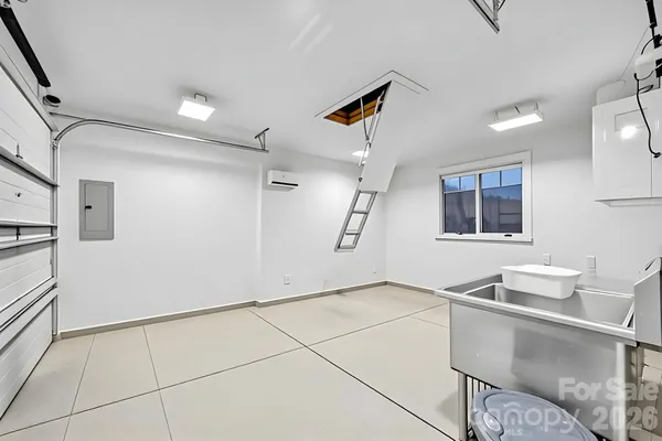 $2,400,000 | 52 Great Sky Court, Elk Park, NC 28622