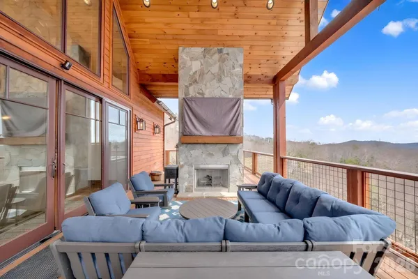 $2,400,000 | 52 Great Sky Court, Elk Park, NC 28622