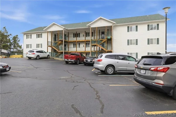 $339,900 | 75 Cedar Heights Lane, Unit 4B, Camdenton, MO 65020