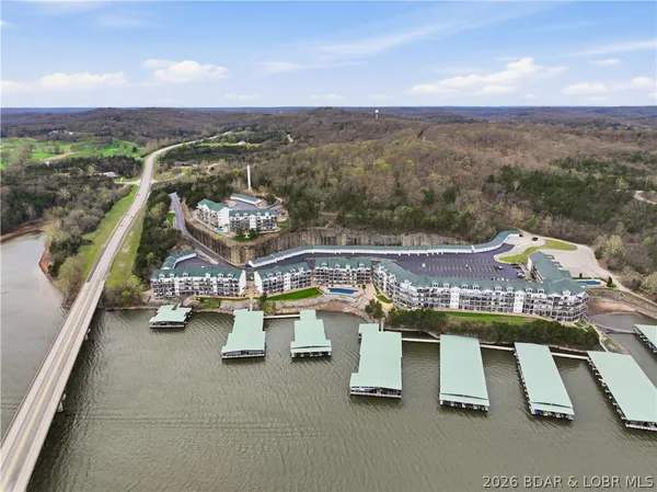 $339,900 | 75 Cedar Heights Lane, Unit 4B, Camdenton, MO 65020