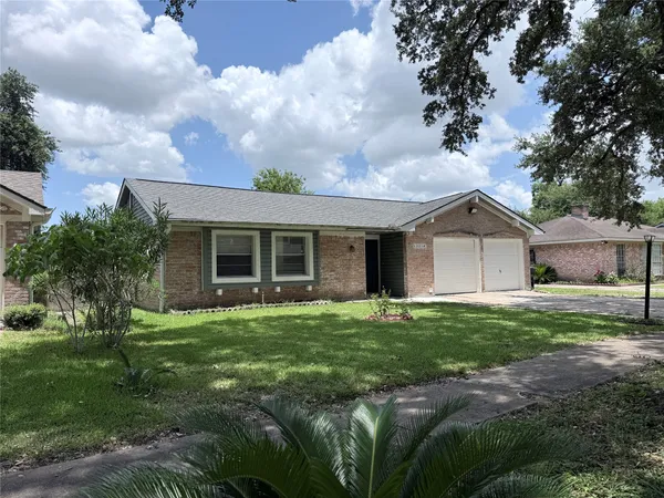 $2,000 | 12214 Corona Lane, Houston, TX 77072