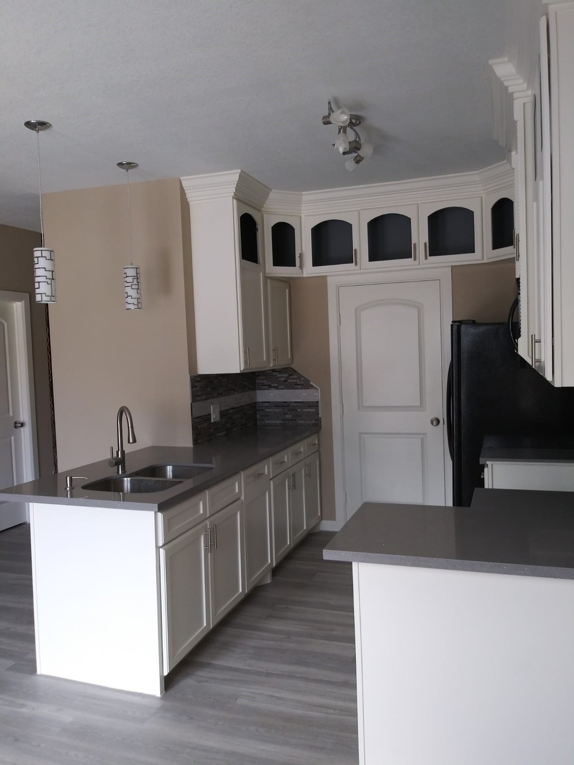 12380 Sandpiper Drive, Unit 810 Houston, TX 77035 - Photo 3 of 8